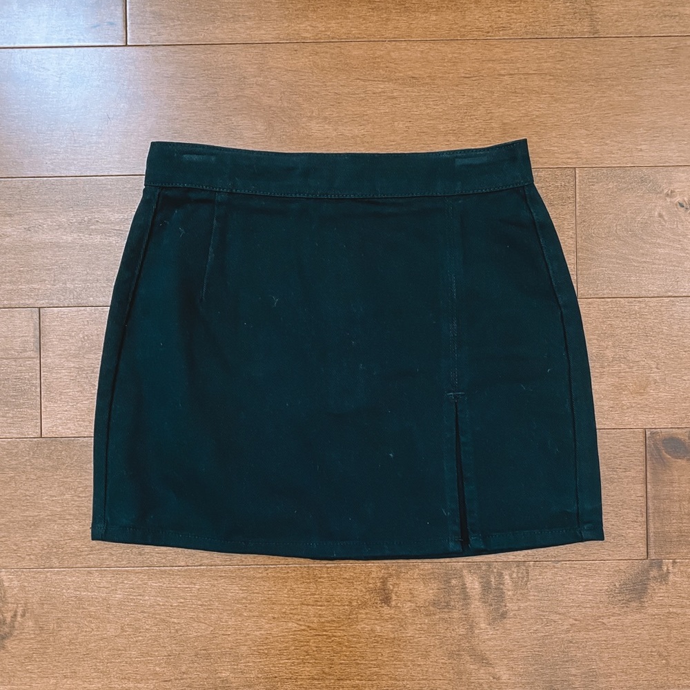 Princess Polly Lioness Classic Mini Skirt Size L (8-10) in BLK 🐼